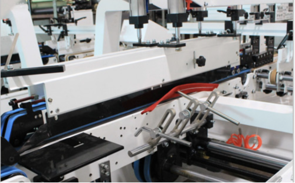 Máy dán gấp hộp tự động YZHH-600/800 2