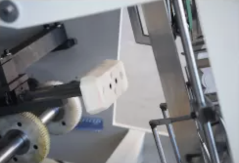 Máy đóng hộp khay ba chiều tự động đa chức năng PF-800 4