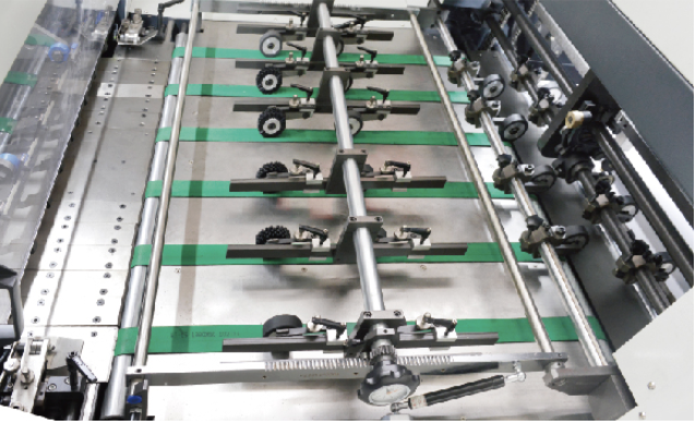 Máy cắt bế và dập nóng kép ba đơn vị MHK 3S1050TTRC/MHK-3S1050TRMC (Máy ép nhũ) 2